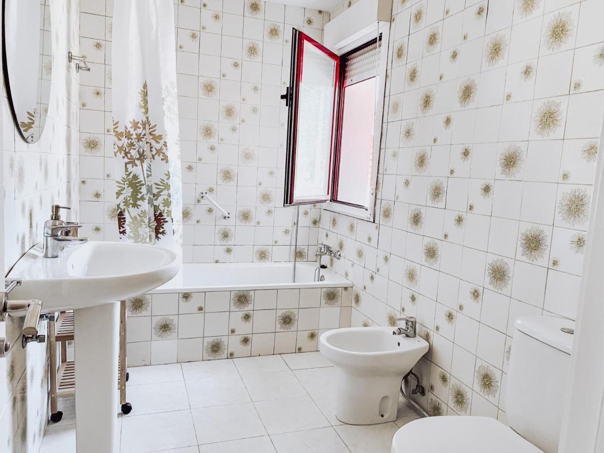 בית הארחה לאנס 	Bella Kalma, Acogedora Casa Con Parking, Jardin Y Wifi מראה חיצוני תמונה
